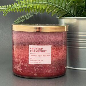 BBW Frosted Cranberry White Barn Bath & Body Works 3 Wick Candle